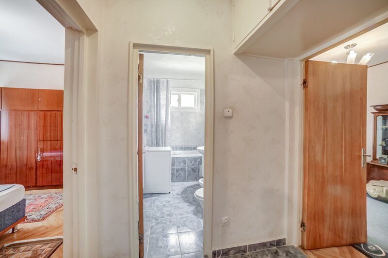 Ferdinand I, apartament 3 camere, centrala proprie.